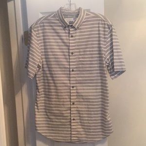 [Old Navy] Slim-Fit Oxford Short-Sleeve Shirt